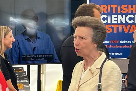 princess-anne-cowes-week-2026.png