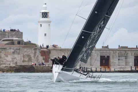 Dutch Grit and Gybes: ROST Van Uden Take Command in AC1