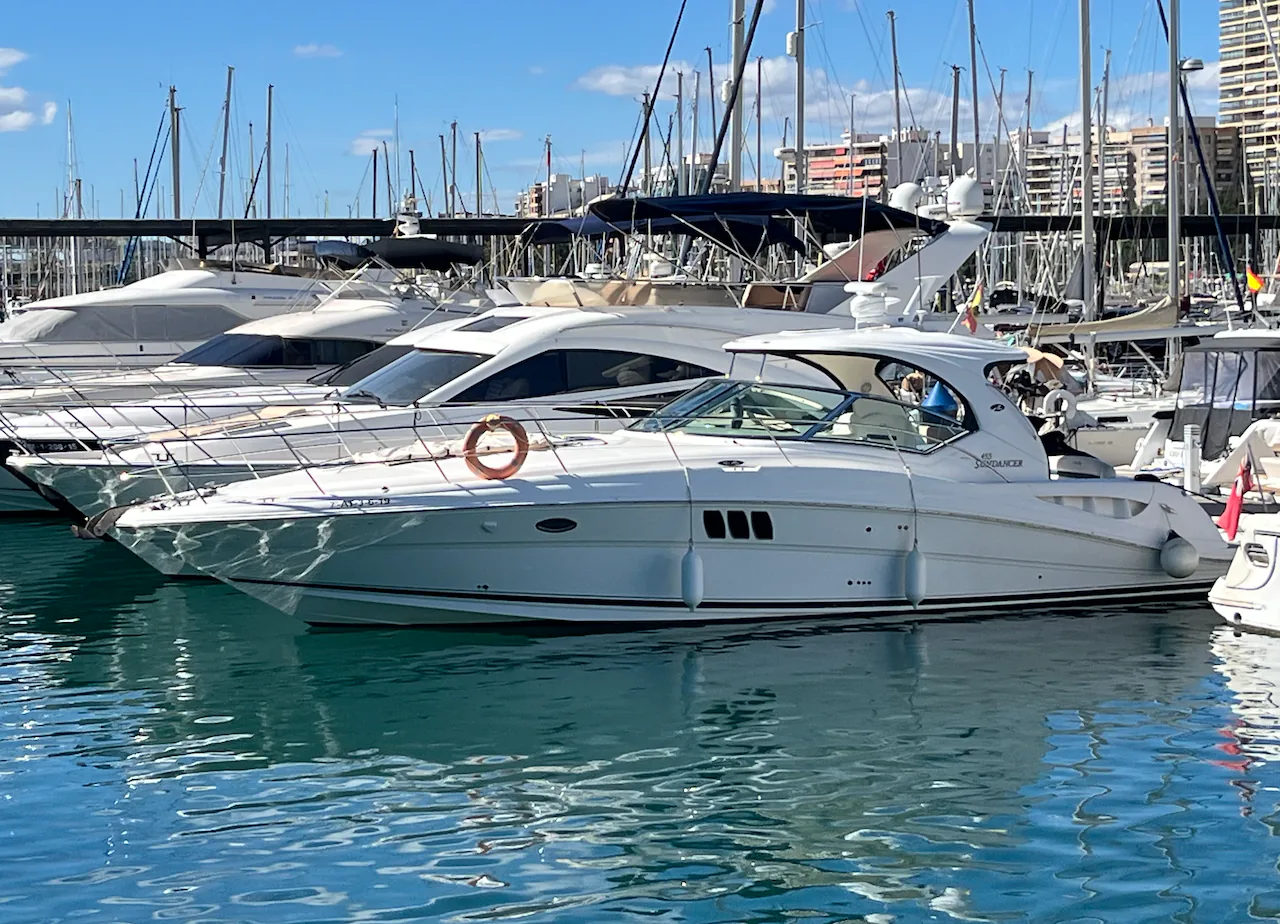 Sea Ray Sundancer 455 — The Ultimate 45‑Foot Cruiser for Comfort & Performance
