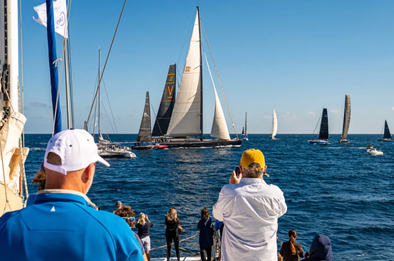 Raven Unleashed — When a Monohull Redefined the Atlantic