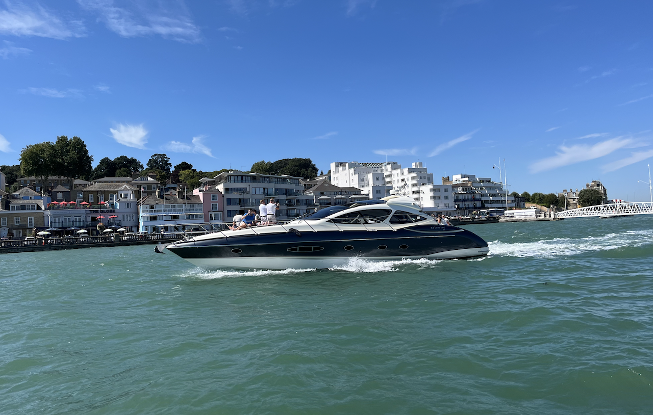 Atlantis Yachts: Italian Spirit, Azimut Heritage
