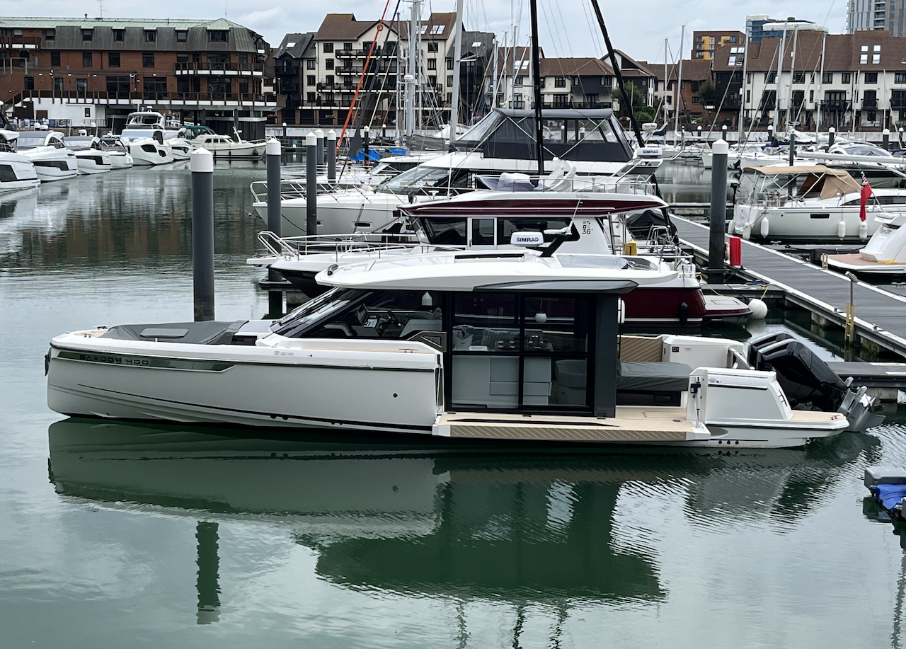 Setting Sail in Style: Which boat is right for you ?