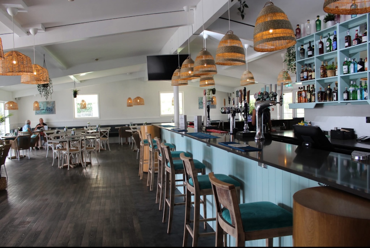 Island Harbour Yacht Club (IHYC)